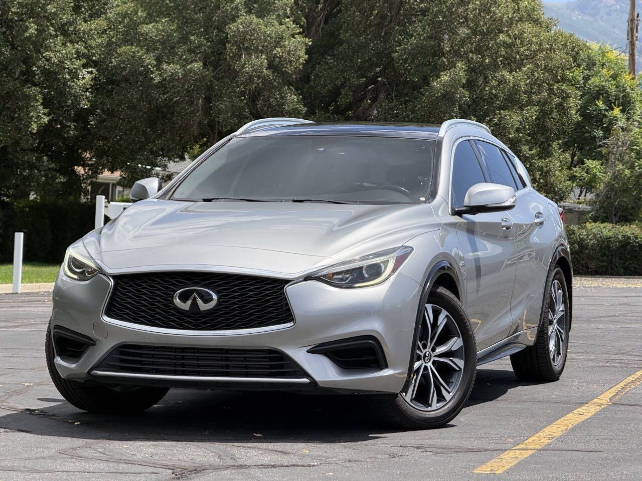 2018 Infiniti QX30 Luxe