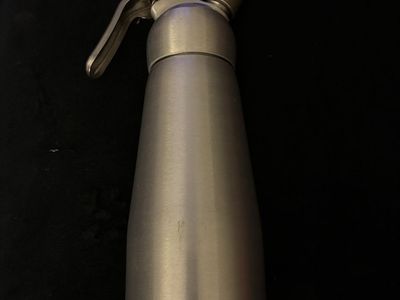 Stainless Steel Whipped Cream Dispenser Cream Whipper