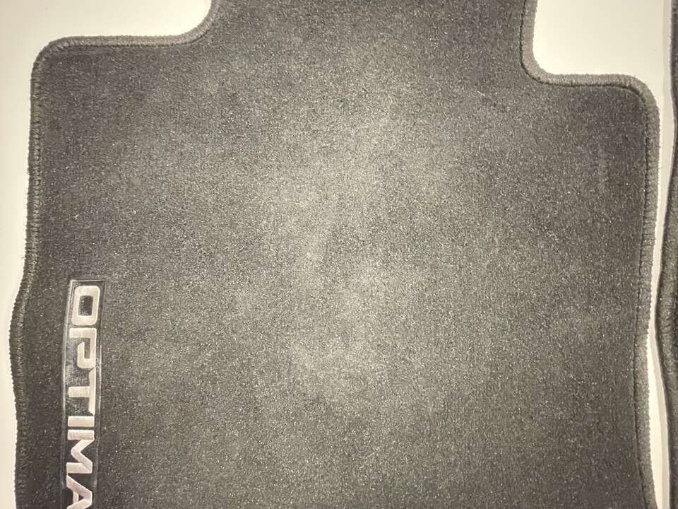 Main image 1