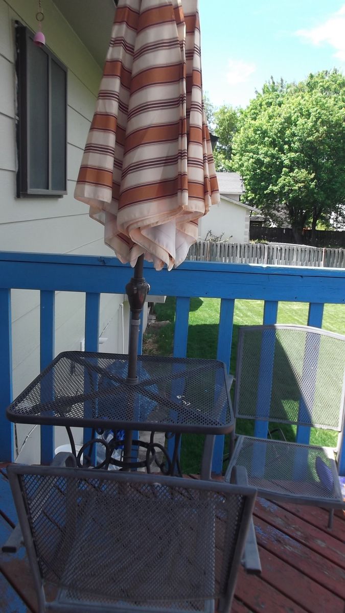 METAL PATIO SET