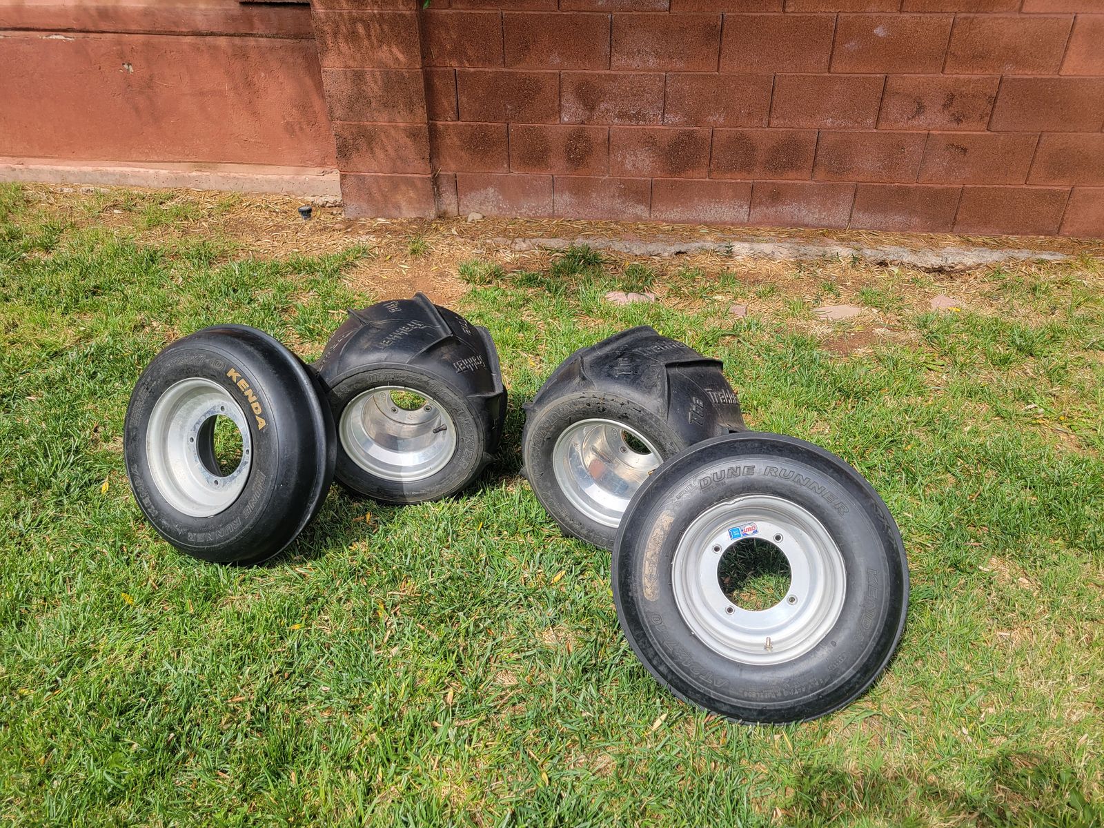 Atv paddle tires and wheels for banshee and honda