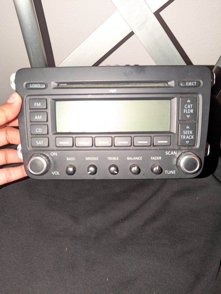 2009 VW CC Head Unit