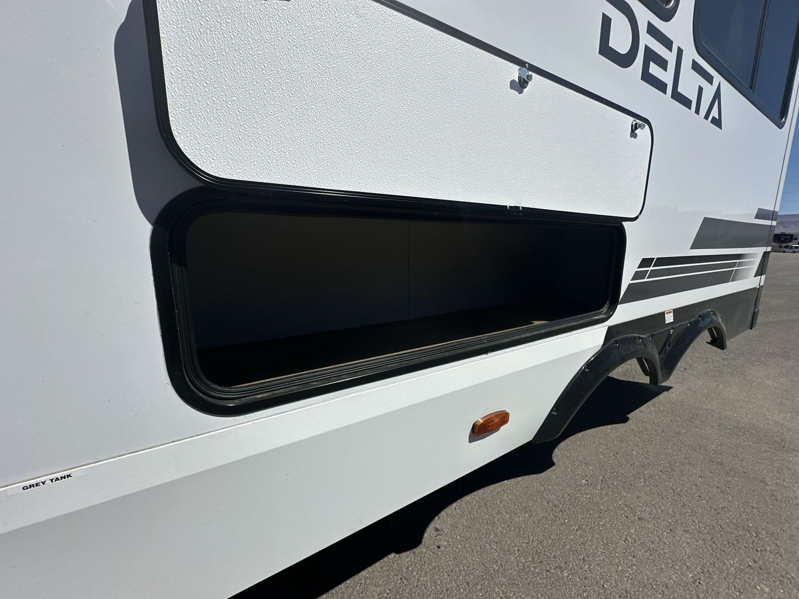 Main image 22