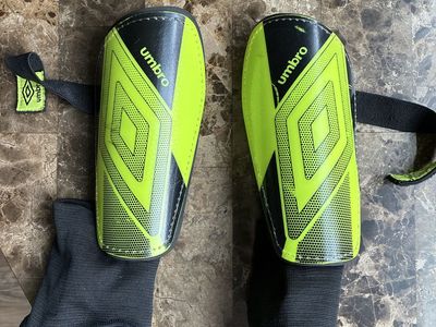 umbro ceramica 2.0 shin guards