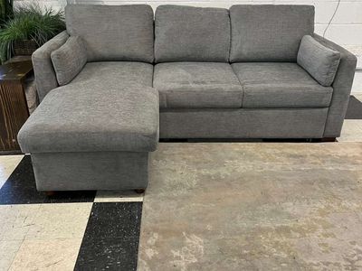 COSTCO CODDLE LUKE FABRIC SLEEPER SOFA W/ REVERSIBLE CHAISE & STORAGE, GRAY!!
