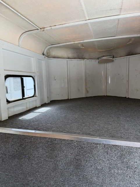 Main image 8