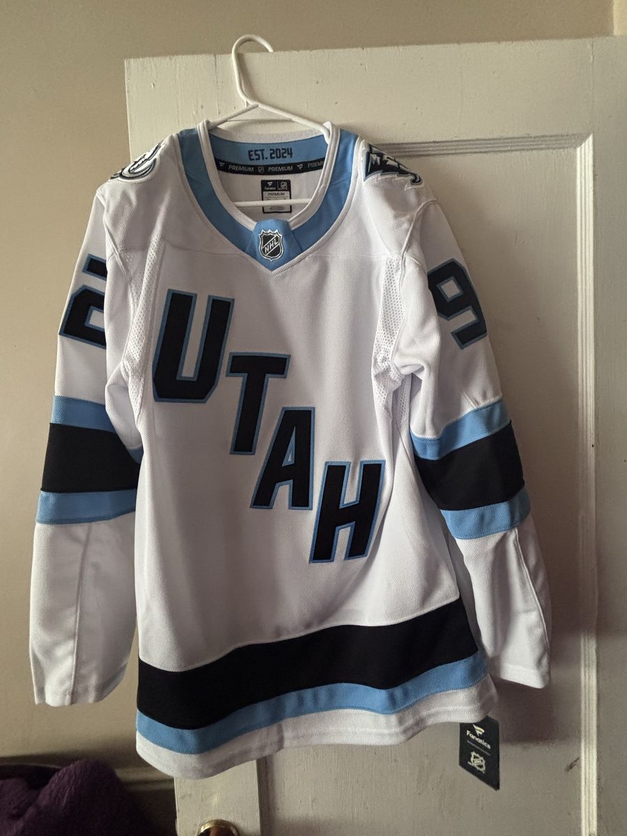 Fanatics Utah Hockey White Premium NHL Jersey - Cooley #92, Men's Size 46,New with Tags