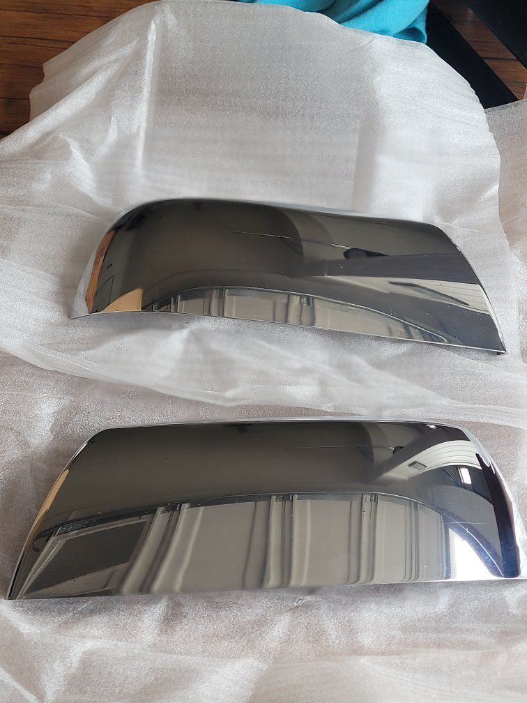Toyota Tundra/Sequioa chrome side mirror caps