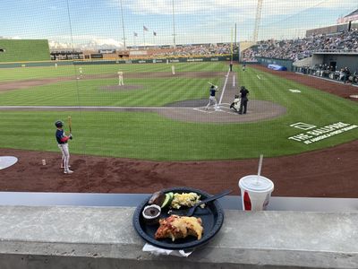 (4) Row1 VIP Bees Sun 8/9 w AYCE Food, Drink, Parking, & Club Access