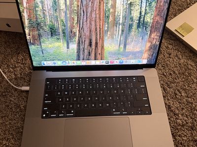 2021 MacBook Pro 16” M1 Max – 32GB RAM / 1TB SSD