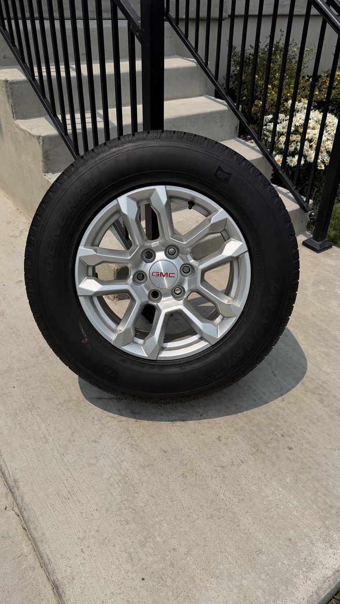 GMC Sierra 1500 Yukon Rims and tires 265/65R18 General Grabber