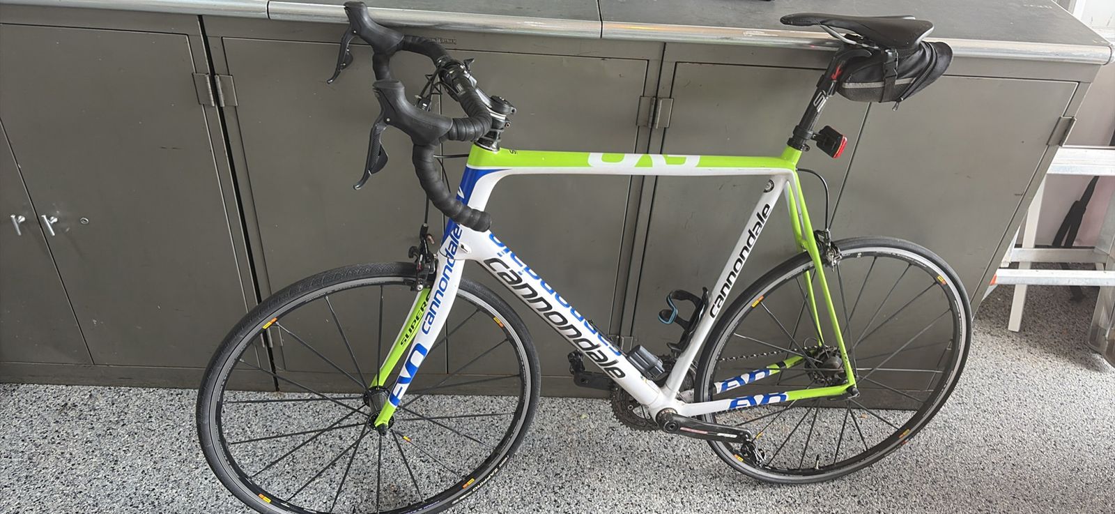 Canondale SuperSix EVO road bike XL