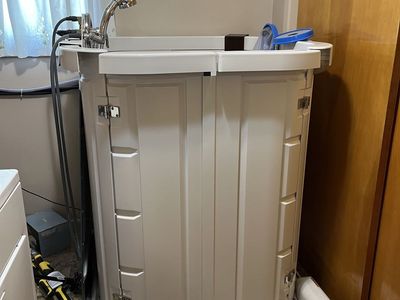 Walk in shower w/ shower wheelchair