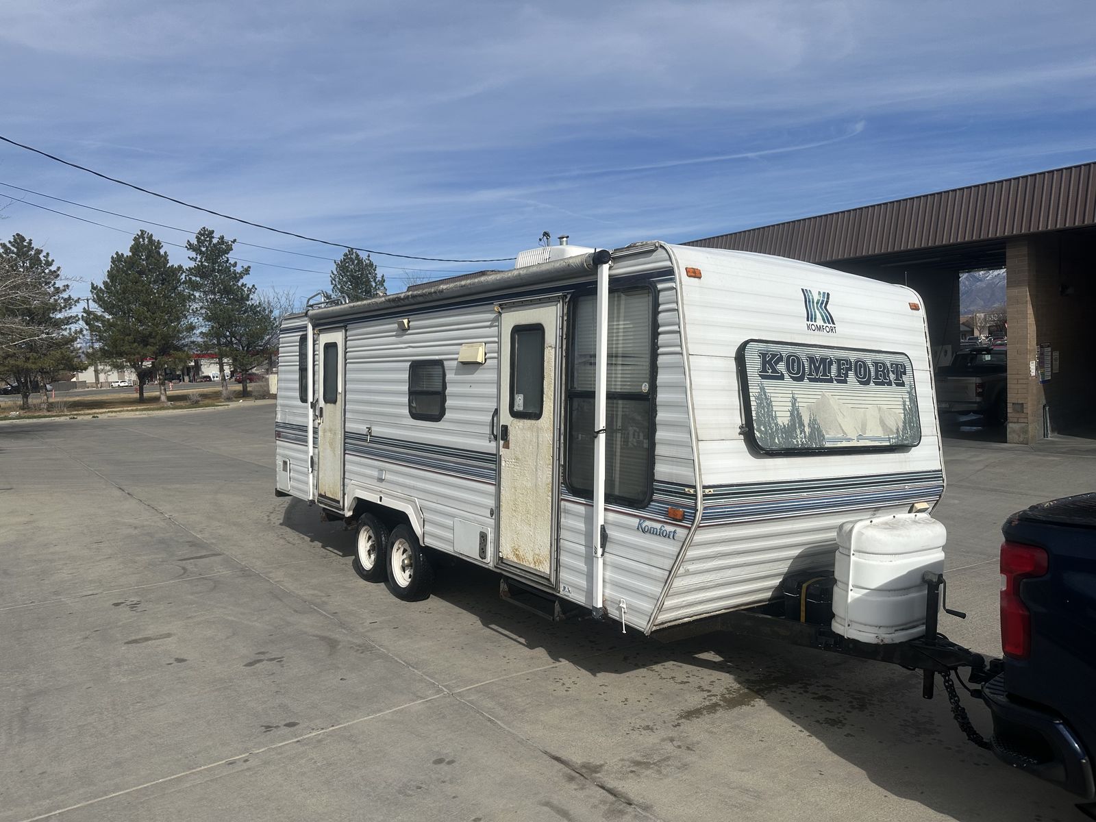 1996 komfort 25 Foot Sleeps 6