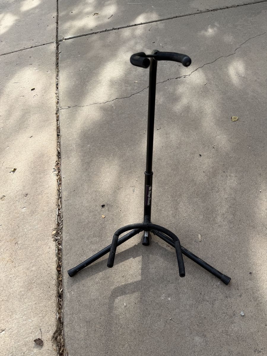 On-Stage Guitar Stand