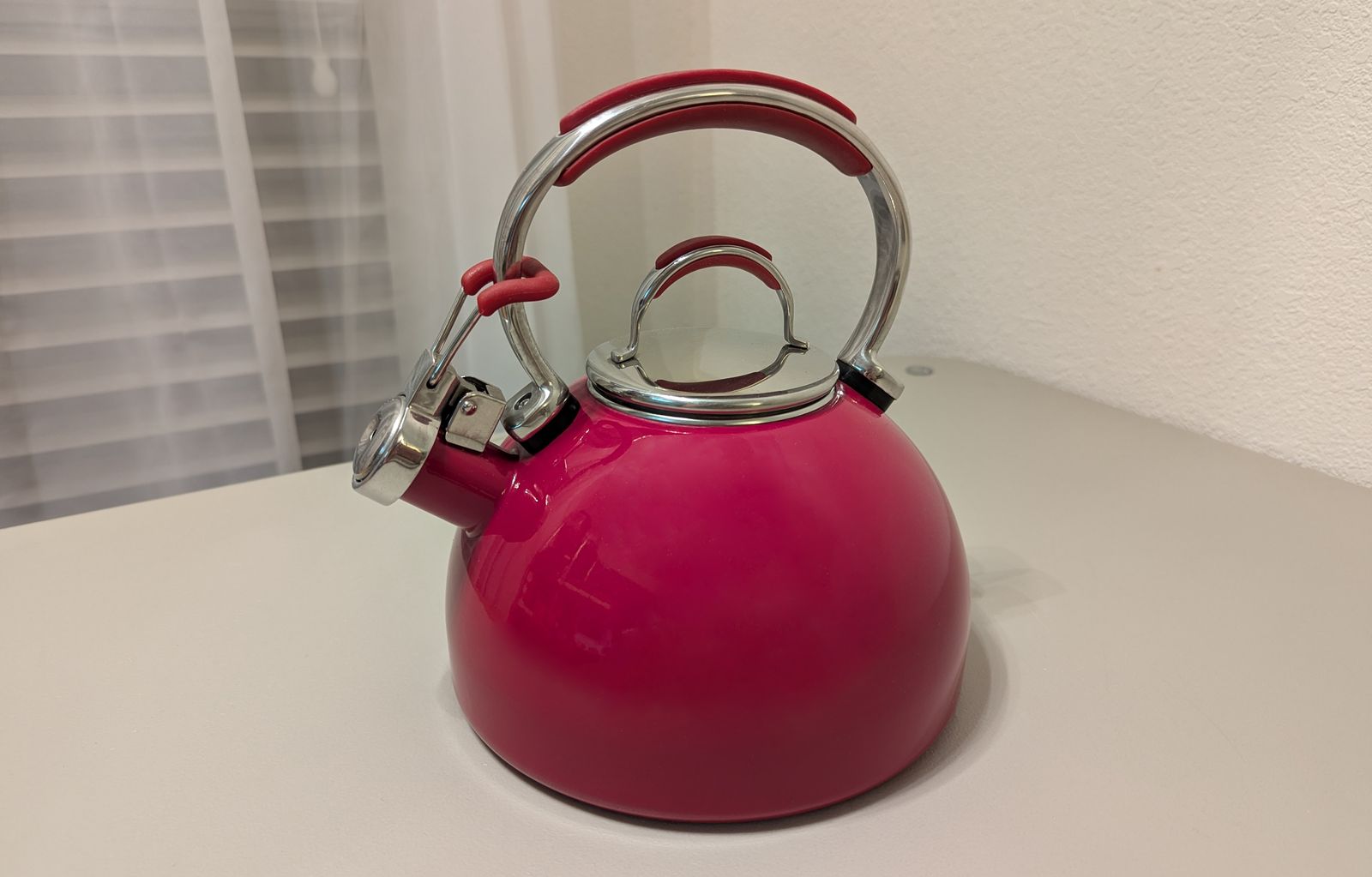 KitchenAid 2 quart porcelain whistling tea kettle