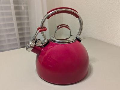 KitchenAid 2 quart porcelain whistling tea kettle