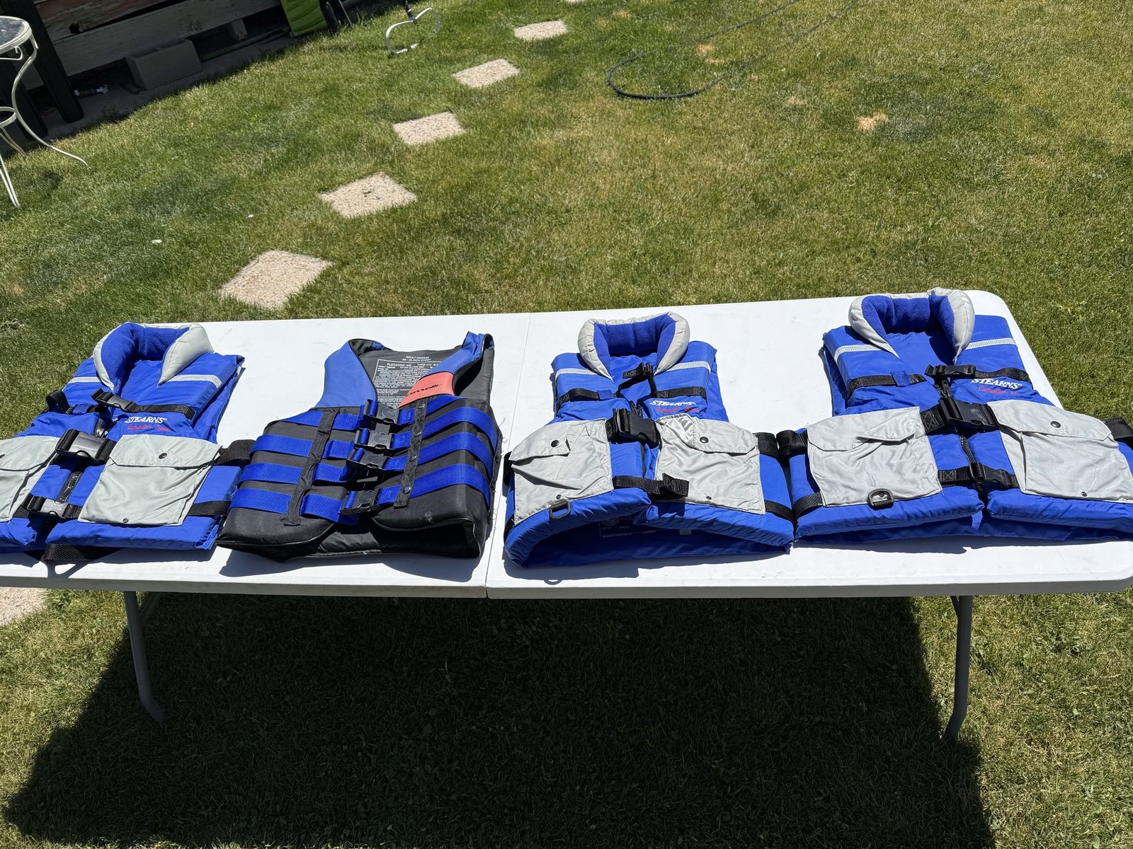Life Vests / Jackets  ADULT
