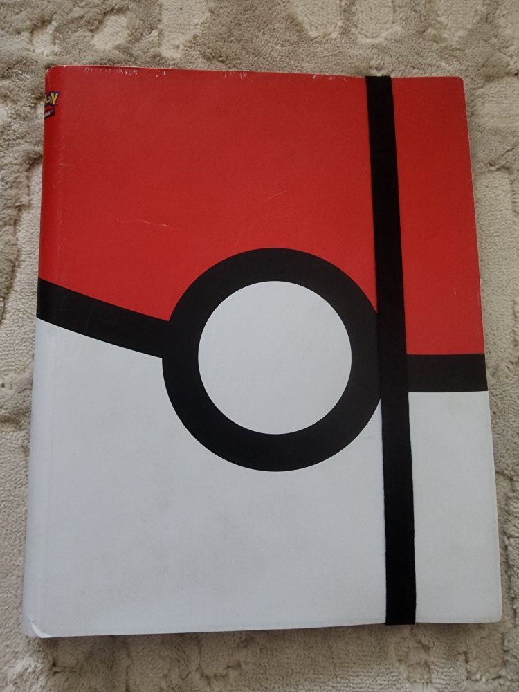 1016 Ultra Pro Pokeball Binder - Holds 360 Cards