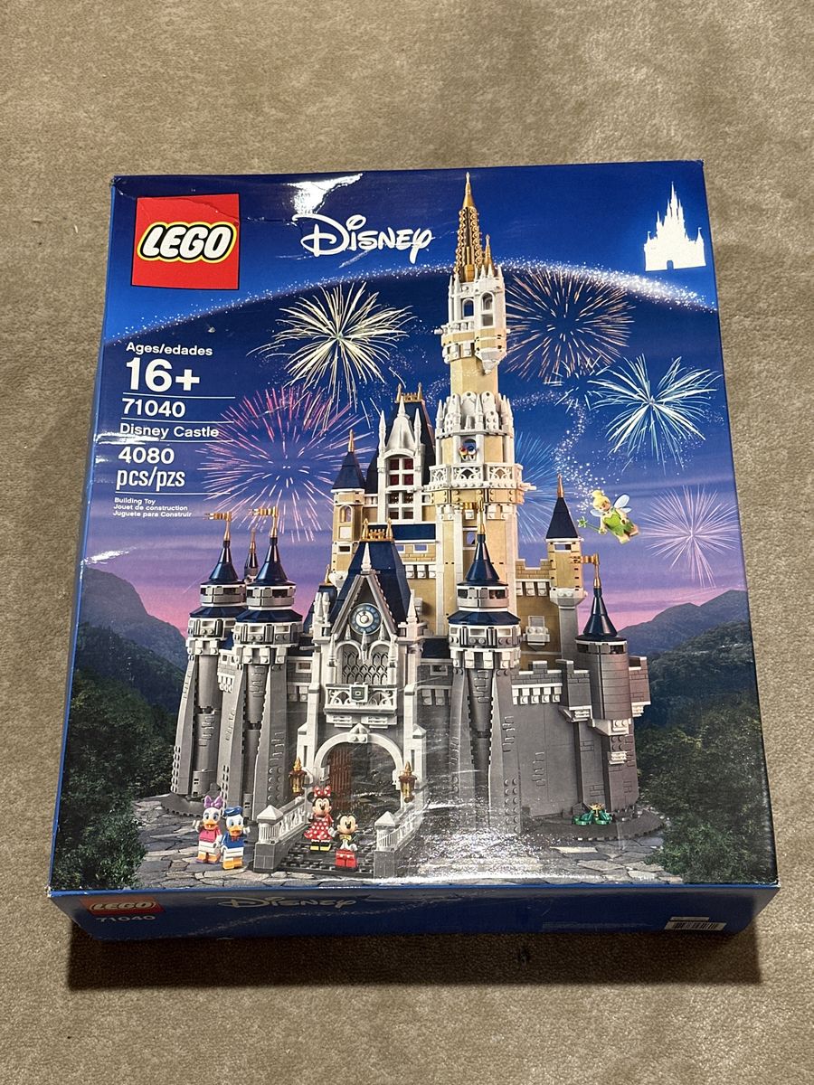 LEGO Disney Castle 71040 - 4080 Pieces - Brand New, Sealed Collectors Set