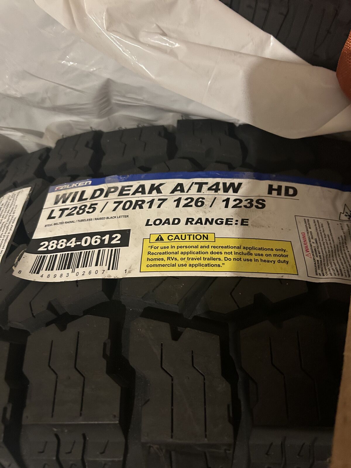 Wildpeak A/T4W LT285/70r17