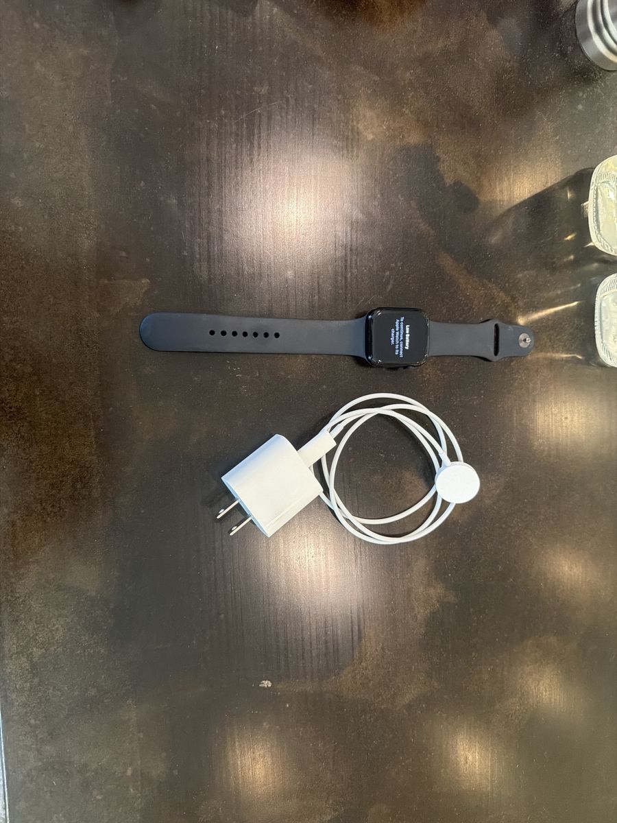 Apple Watch SE 2nd Generation (GPS, Cellular, 44mm) Midnight Aluminum Case with Midnight Sport Band & Charger