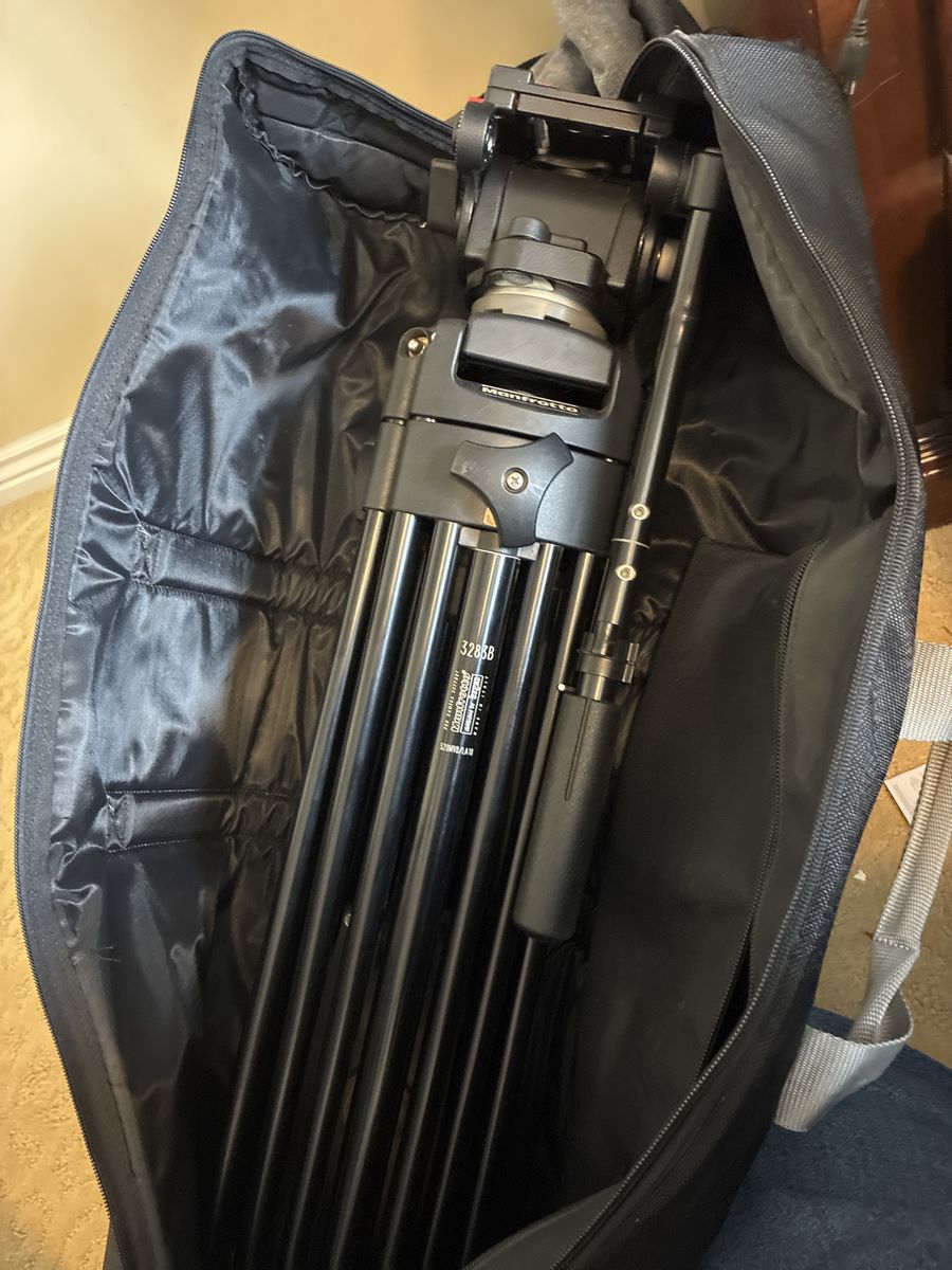 Manfrotto 501 Tripod