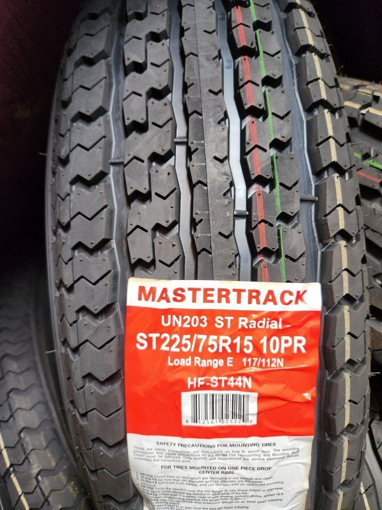225/75r15 mastertrack un203
