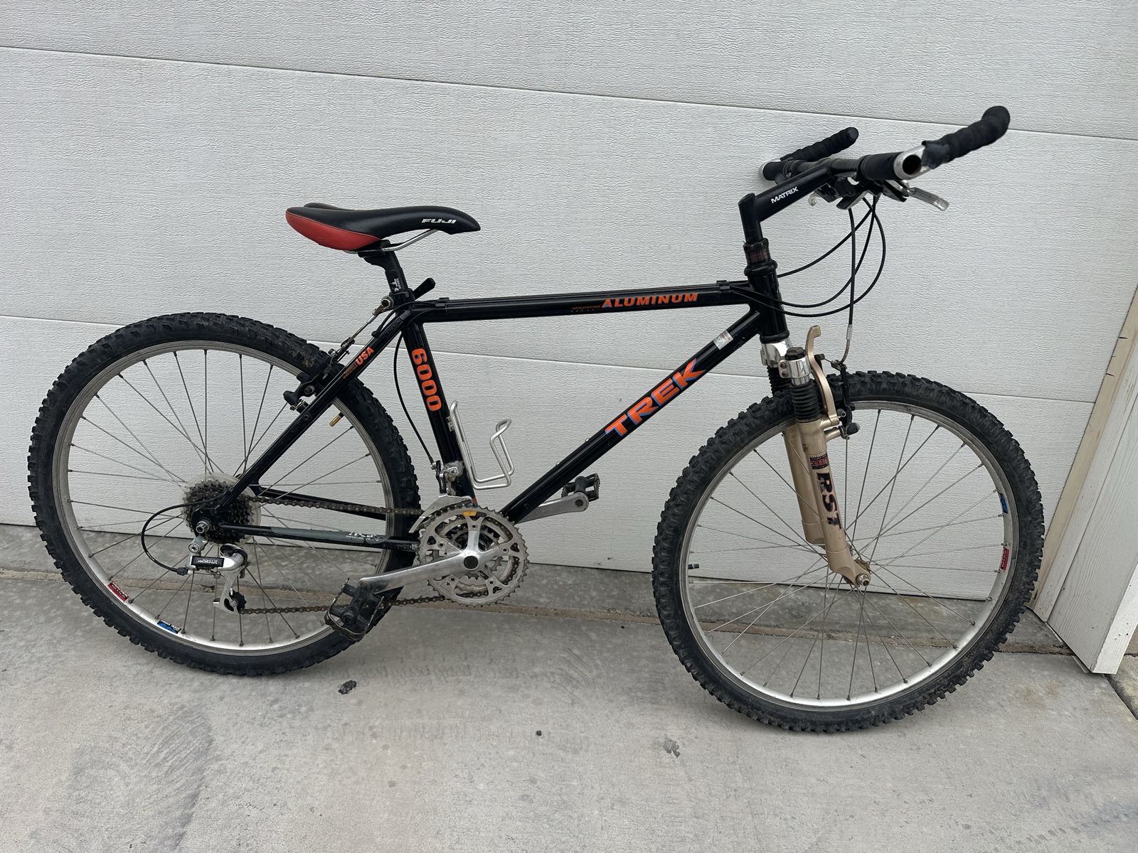 Classic trek 6000