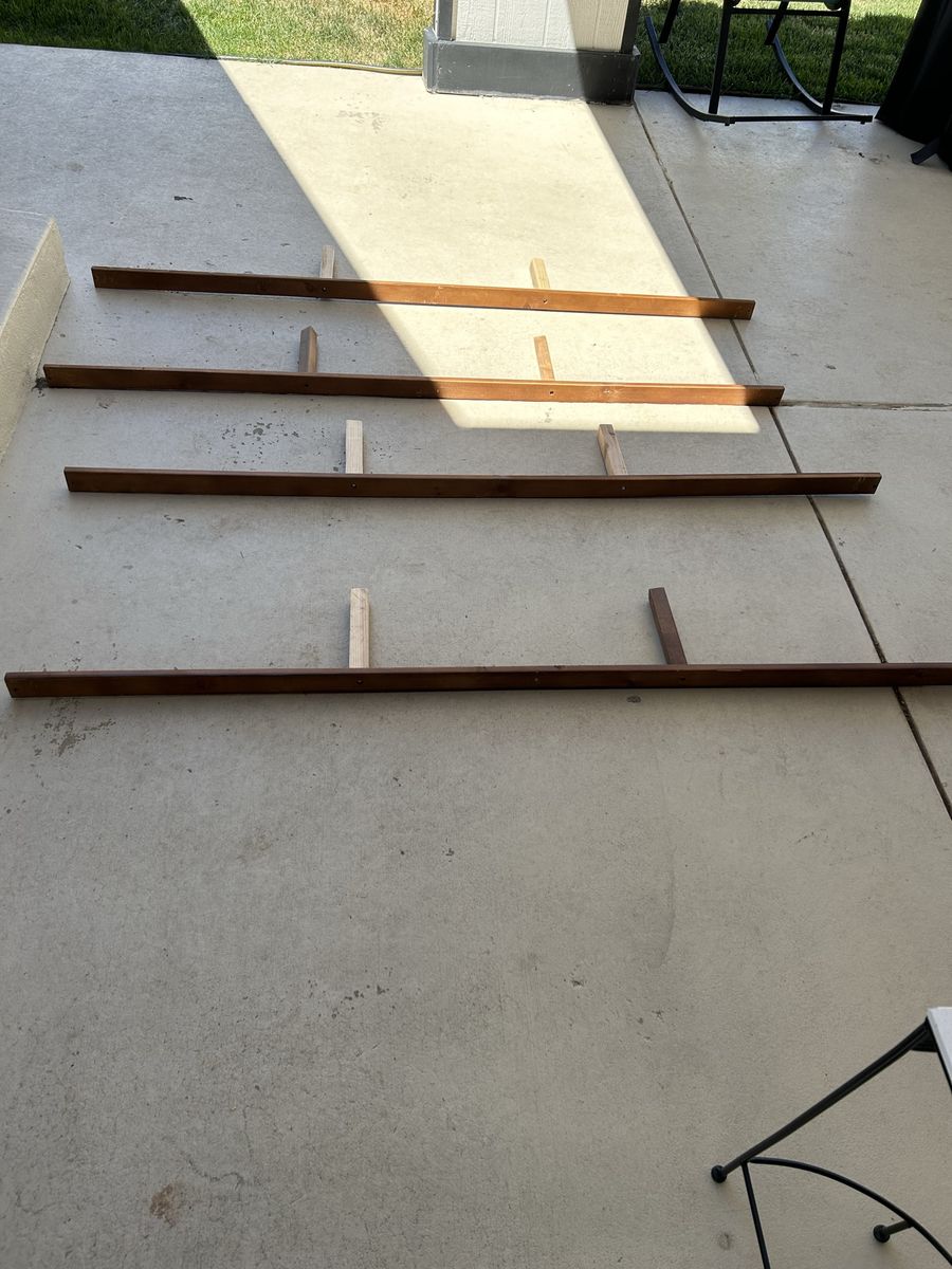 King size mattress/boxspring support slats