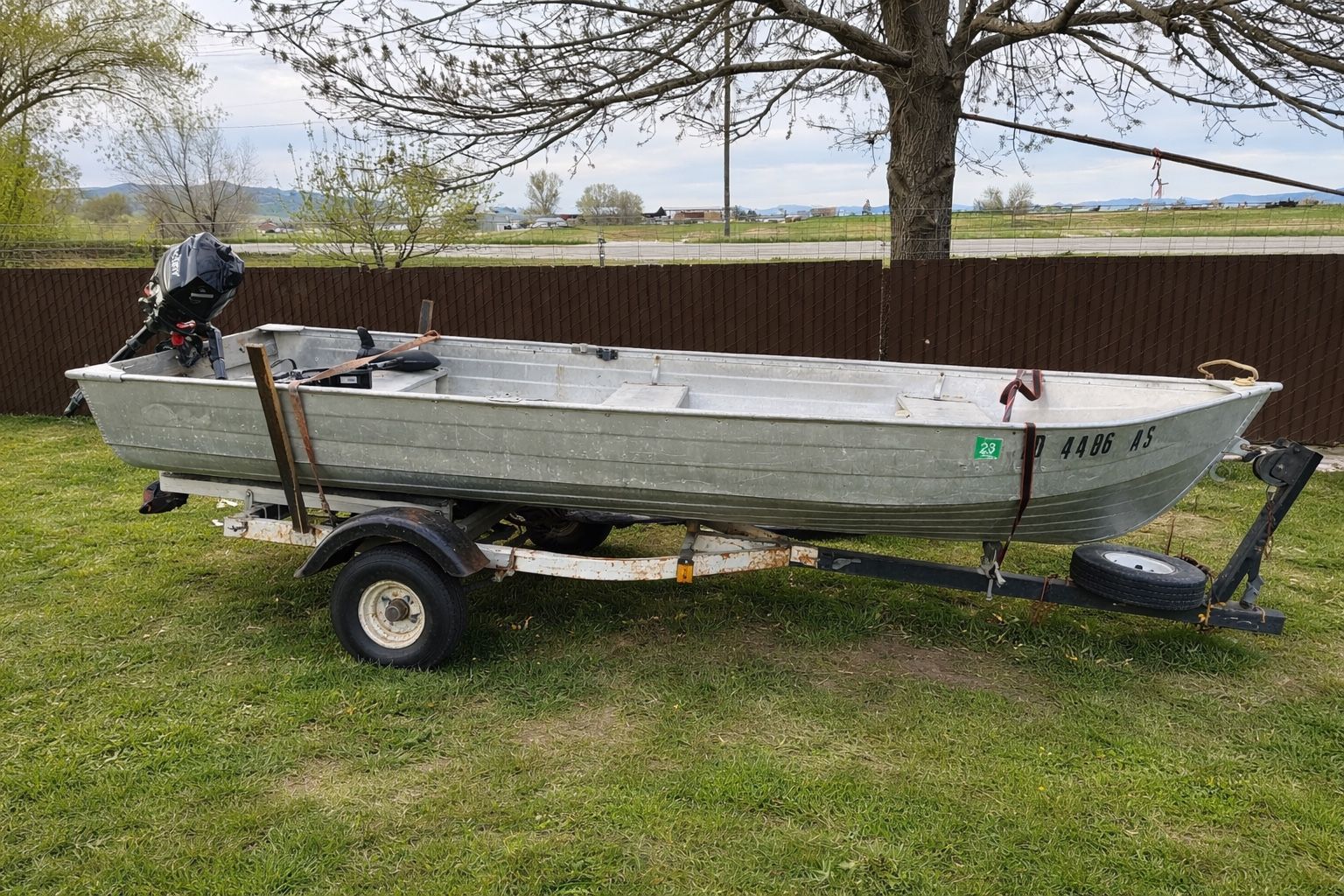 14’ Aluminum Fishing Boat w/ trailer