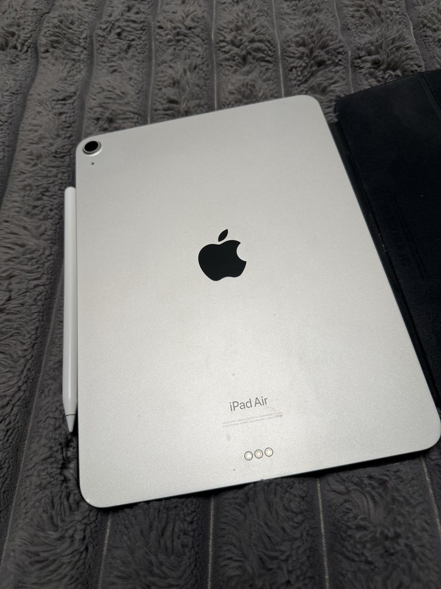 10.9” iPad Air WiFi 256GB