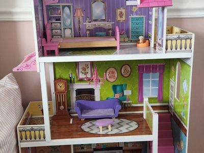Barbie house