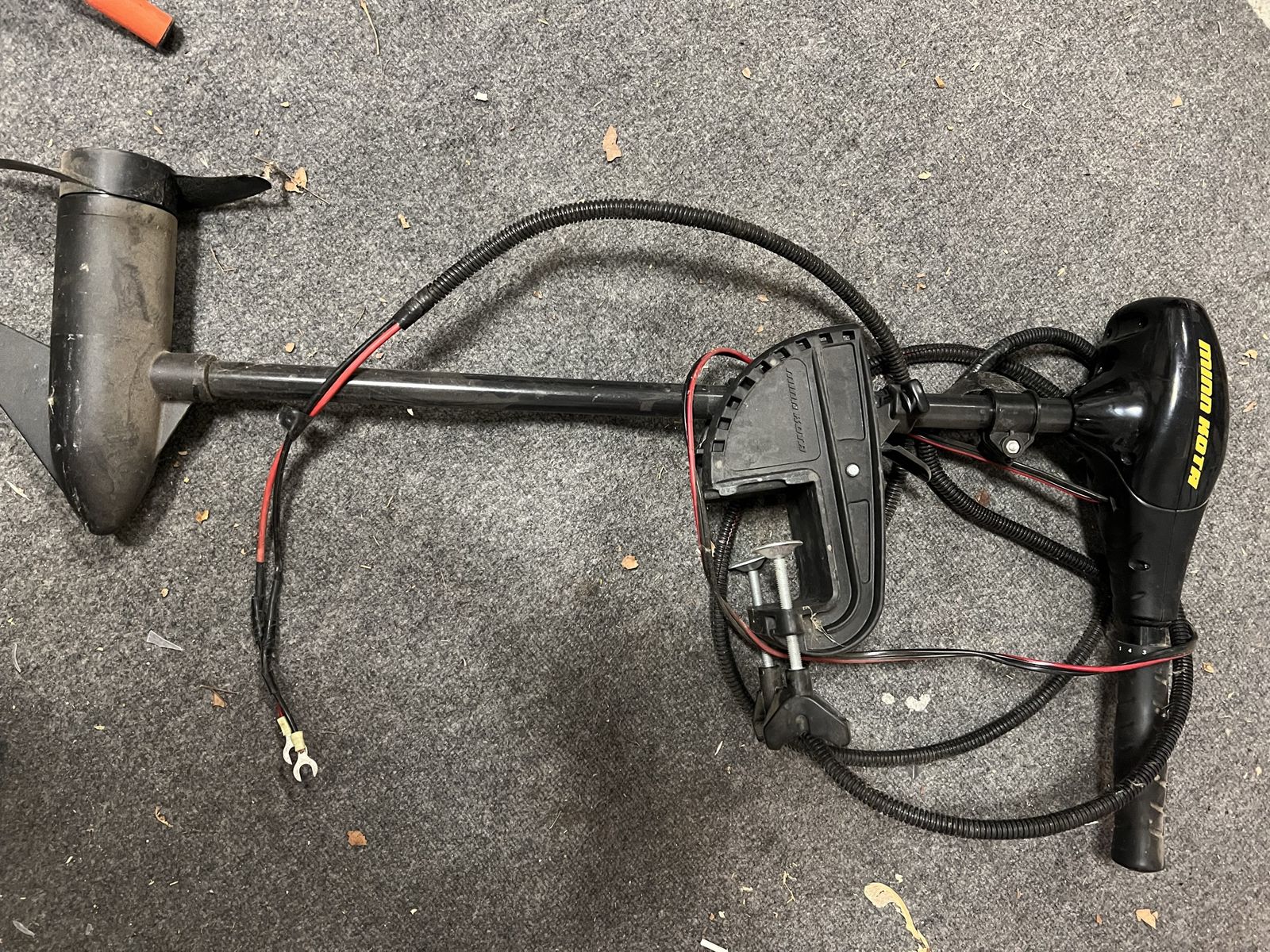 Minn Kota Endura C2 30 Trolling Motor - Freshwater Transom Mount, 30 lbs Thrust
