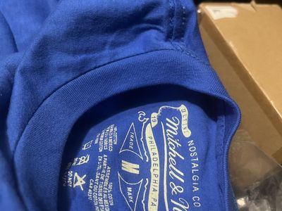 Mitchell & Ness New York Knicks Hardwood Classics T-Shirt Blue Size M