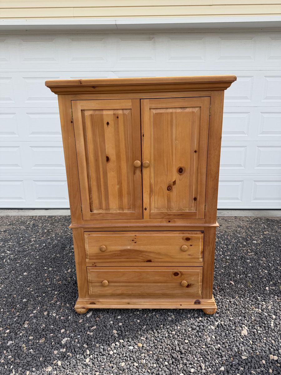 Armoire