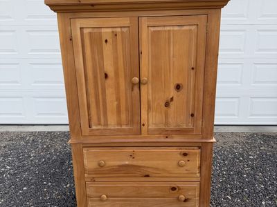 Armoire