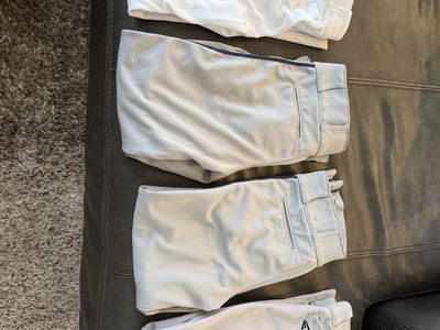 Boys Youth Medium Baseball Bundle