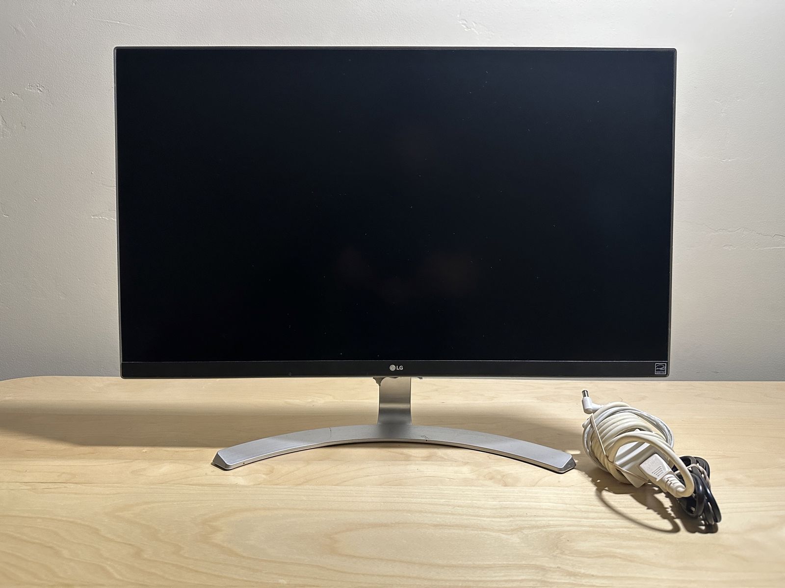 LG 27UD68 27" 4K UHD IPS LED Monitor, 3840x2160