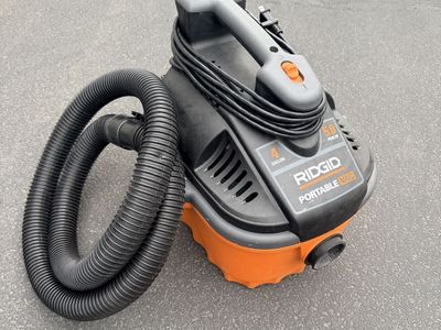 RIDGID Portable Wet/Dry Vac 4 Gallon 5.0 Peak HP Vacuum