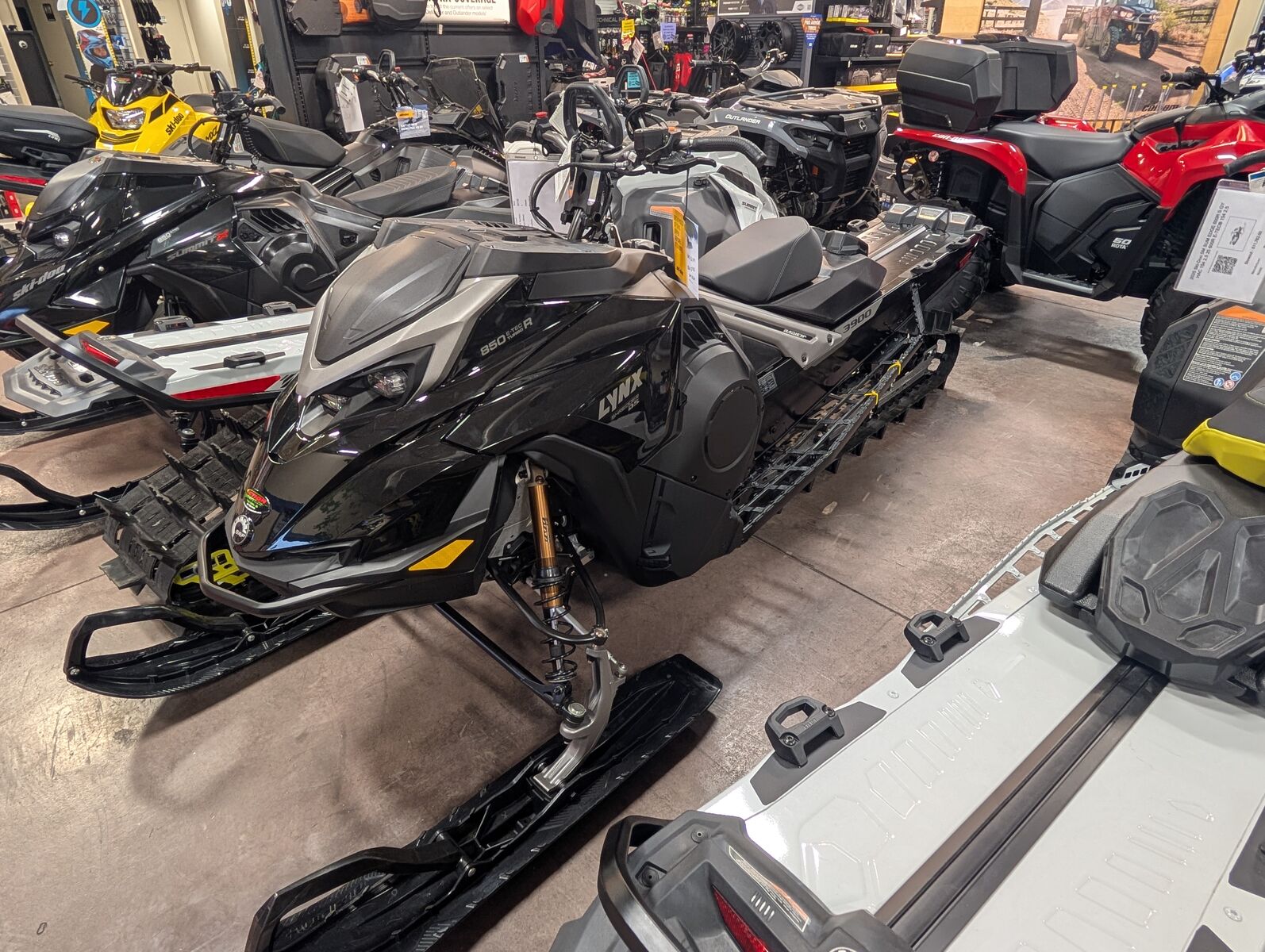 2025 Lynx 8TR 154 3P