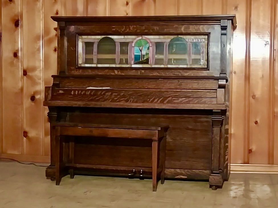 Main image 18