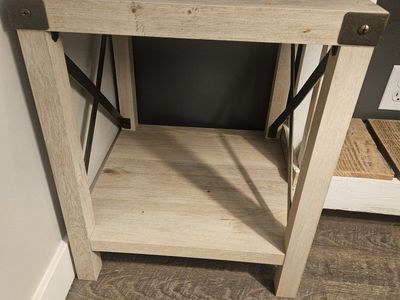 Rustic Farmhouse Style End Table - Light Wood Grain Finish with Metal Accents & Lower Shelf