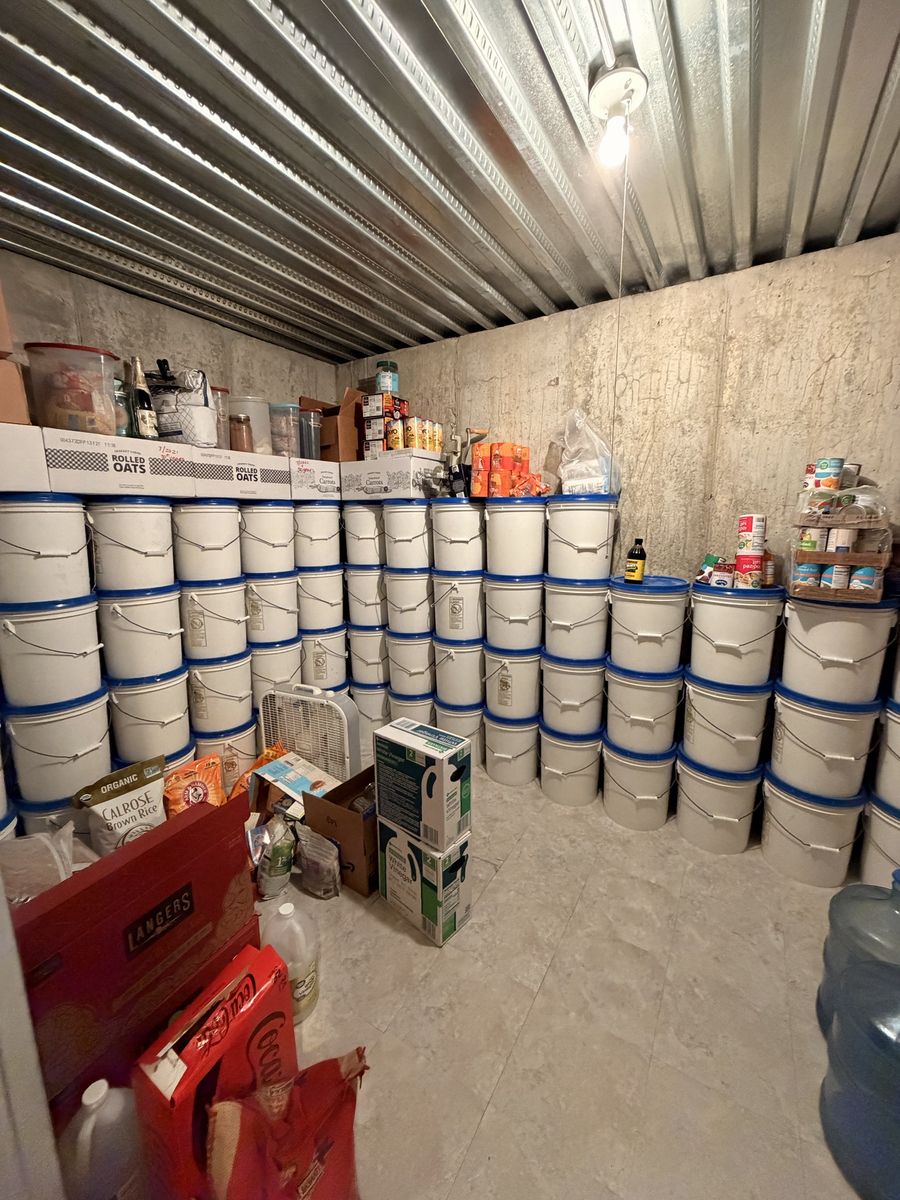 GrainStore Emergency Food Storage Buckets - Ancient Grain Wheat and Corn