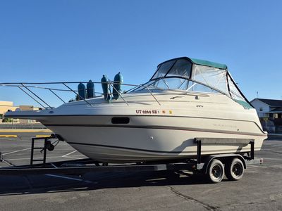 1996 Maxum 2400 SCR. solar upgrade