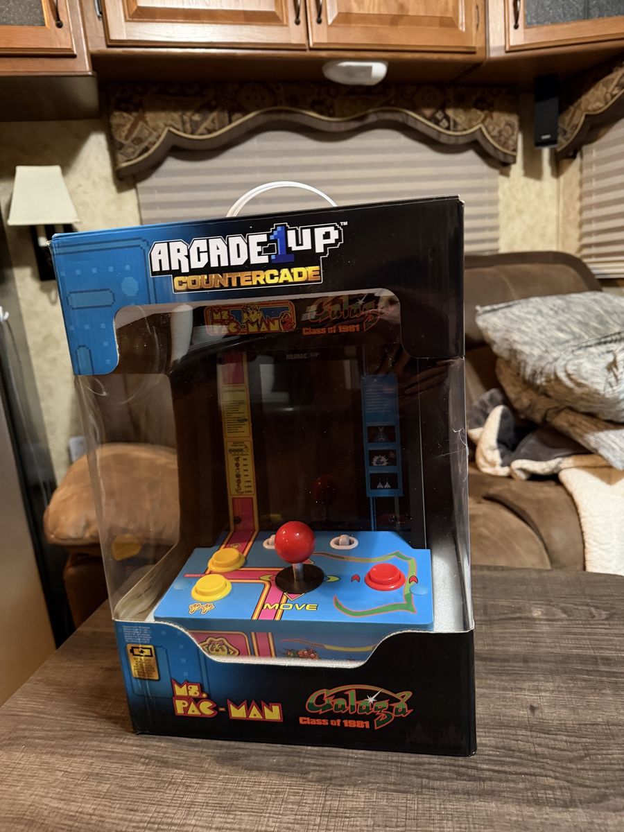 Ms. Pac Man Countercade
