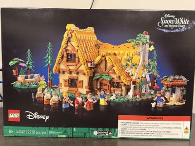 Snow White Lego Retired Set