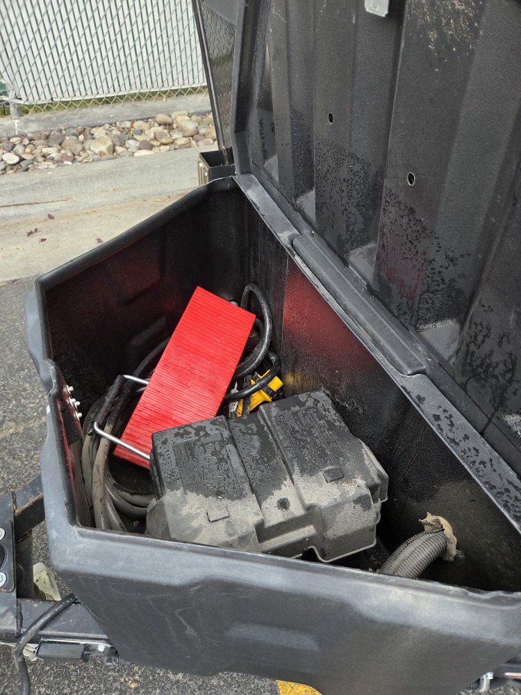 Main image 6