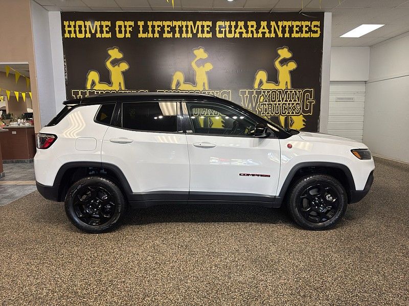 2024 Jeep Compass Trailhawk