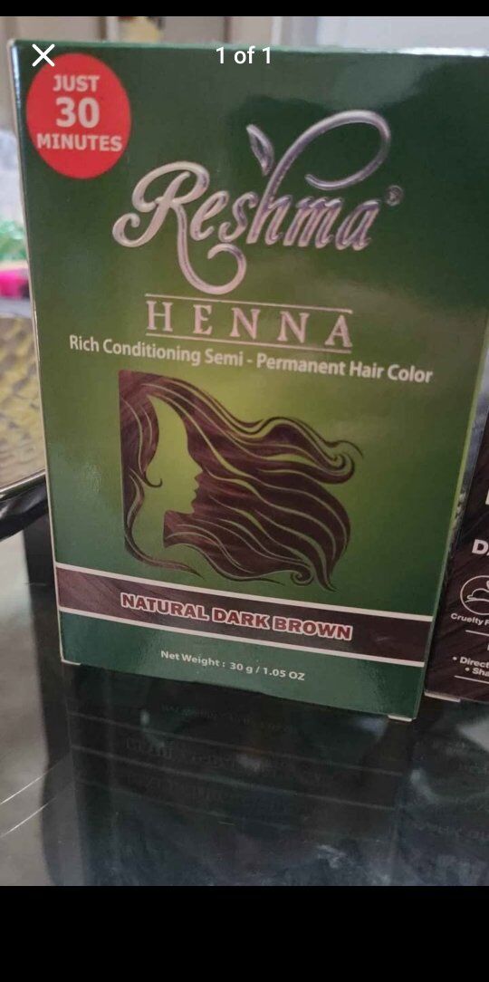 Henna hair dye